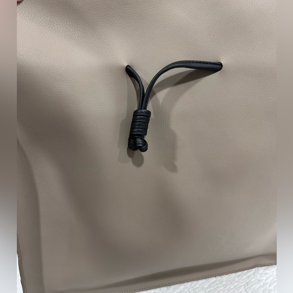 Von Holzhausen tote